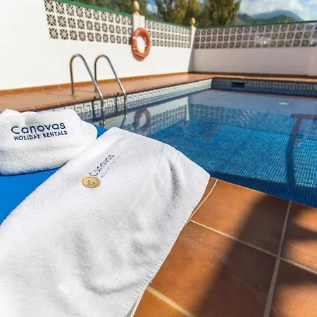 Exotica Vallado Villa *